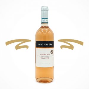 Der Roséwein Bardolino Chiaretto DOC 2020 Saint Valery von Giarola aus Verona in Italien ist ein frischer und fruchtiger Sommerwein. Schon in der Nase kommt die Leichtigkeit und Frucht dieses wunderbaren Roseweines voll zum Tragen