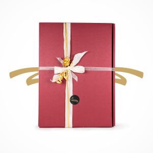 Die rote Geschenkbox - die perfekte Geschenkidee für Freunde, Familie, Kollegen - Feinkost und Genuss bestellen und verschenken. Ideal zu Valentin, Geburtstag, Hochzeitstag