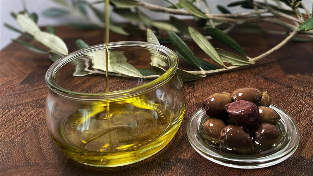 Feinkost & Delikatessen: Olivenöl