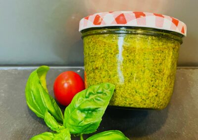 season Rezept, das beste Pesto, mit Basilikum-Rucola udn getrockeneten Tomaten, Olivenöl Extra Vergine